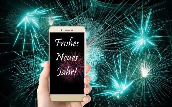 Neujahrsgrüße: 82 Prozent der Deutschen telefonieren